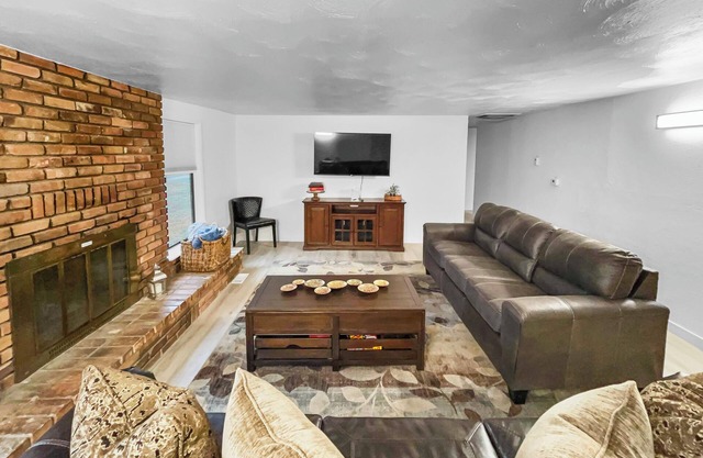 Sparn Mountain Hideaway Centrally Located Pet Friendly