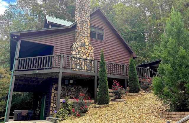 Special $100 Discount, 4/3 on a Byers Creek,Hot Tub