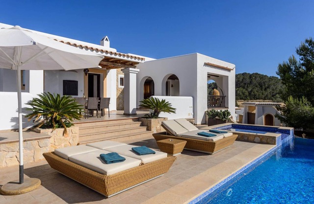 Special offer: Villa Almond with sea view