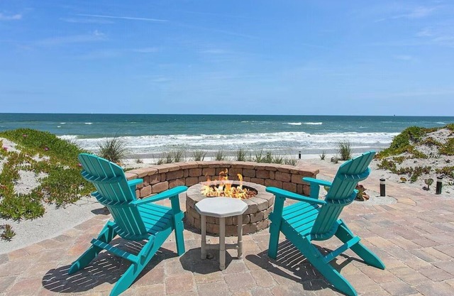 Special October Rates! Fall is Fabulous🍁 at the Blue Gem!