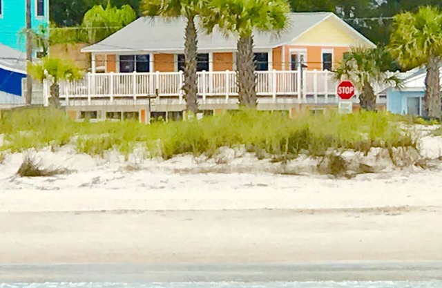 Spectacular Beach & Dolphin Views! Huge Private Balcony! 2BR/2BA Upstairs Villa