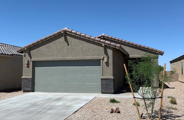 Spectacular House located on Del Lago Golf Course