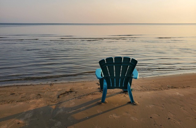 SPECTACULAR LAKE FRONT HOUSE ON CRESENT BEACH FORT ERIE ONTARIO CANADAnnn
