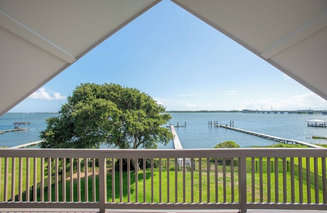 Spectacular ocean getaway, vacation done right!