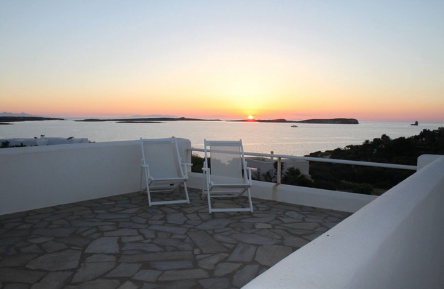spectacular sunset cycladic villa