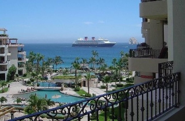 Spend Christmas in Cabo in a Elite 2 Bedroom Sleeps 6