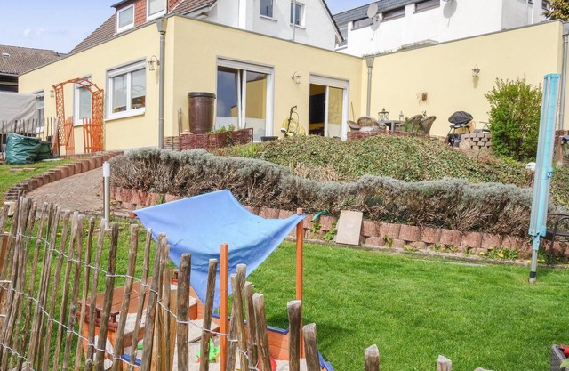 Spend your vacation with great panoramic views of nature in this family-friendly and barrier-free va