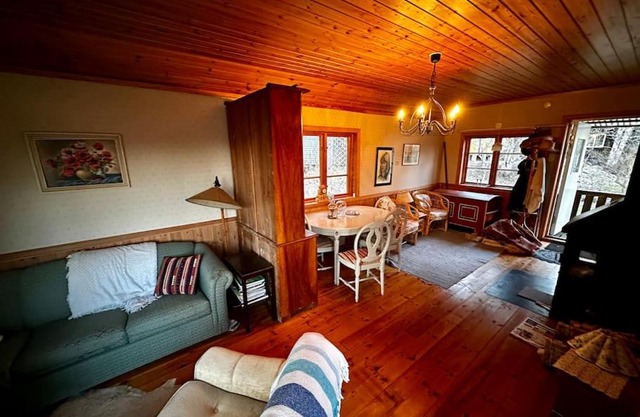 Spillersboda stuga med båtar