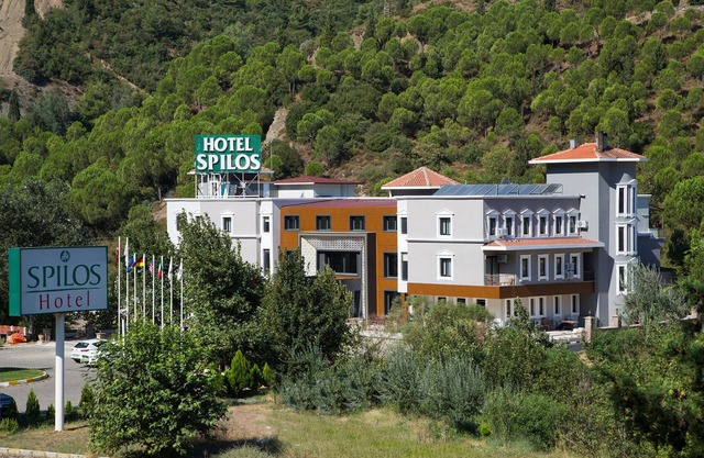 Spilos Hotel