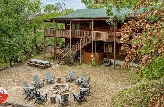 Spring River Fishing Cabins - Great Cedar Lodge