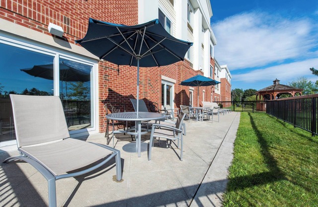 SpringHill Suites by Marriott Boston Devens Common Center