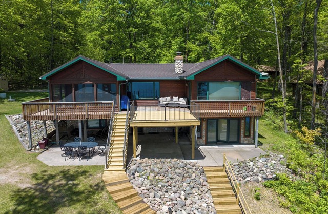 Spruce Haven on Round Lake - Summer 2025 weeks available
