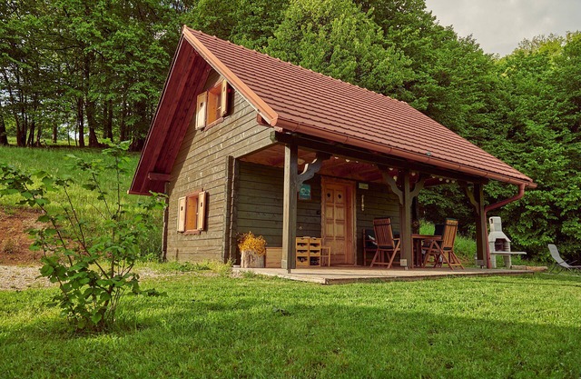Srčna, a beautiful peaceful log cabin on Tri vile estate with amazing view