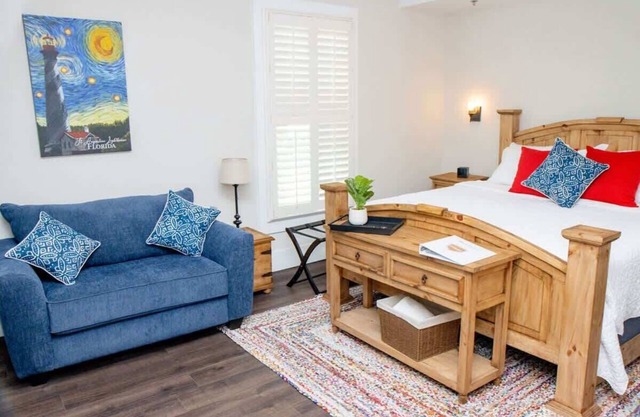 St. Augustine Gem Apartment Walk to Attractions