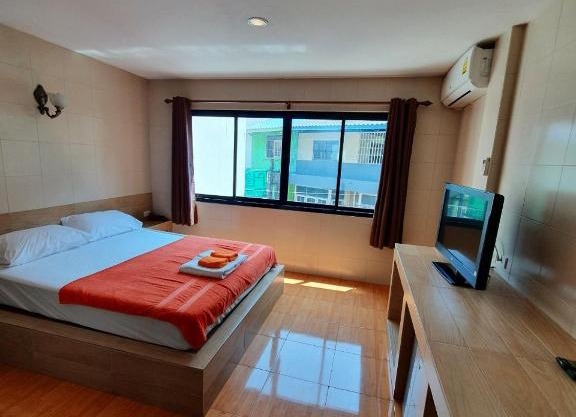 ST HOUSE PATTAYA HOTEL