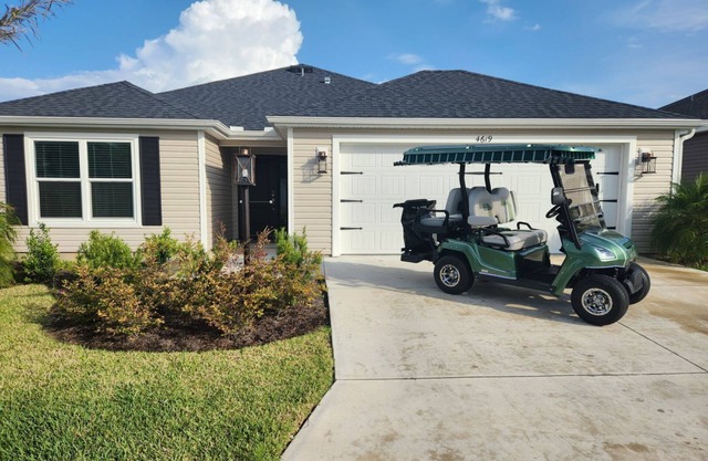 St. John's, 3 bdrm, 2 bath, 2022 built home. 10% off military, breast cancer