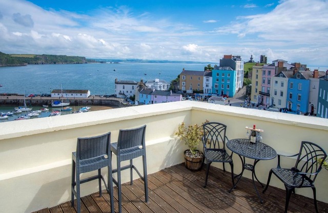 St. Julians View - 1 Bedroom Apartment - Tenby