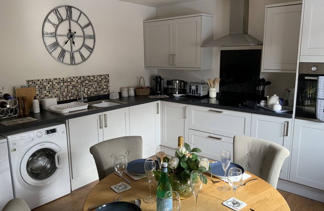 St. Mark's Court Holiday Homes - No1
