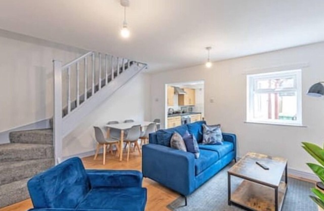 St Pauls Square - 4 Bed- Preston