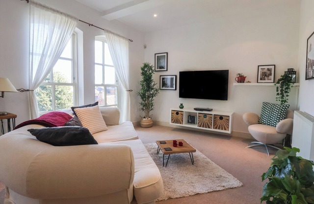 ST WILFRIDS LOFT, family friendly in Ripon