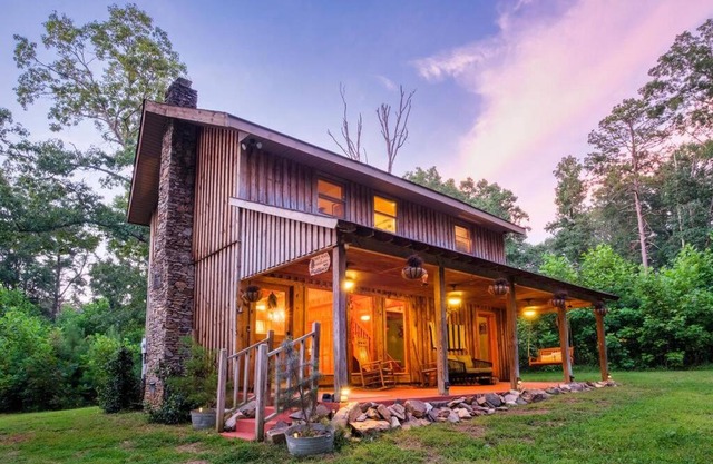 StackRock Cabin in Blue Ridge Mountains
