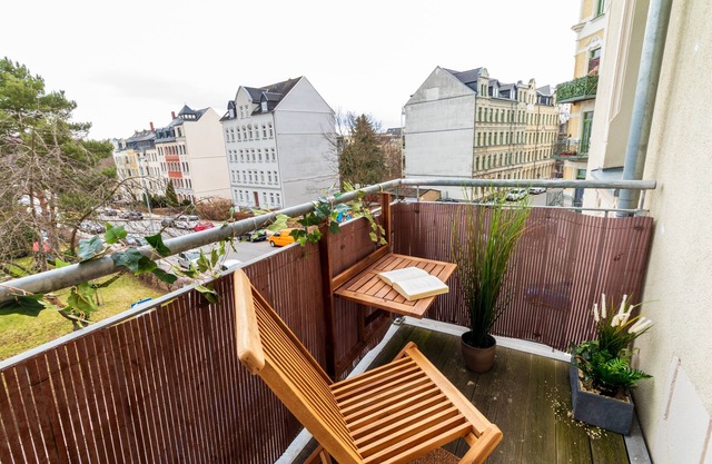 Stadtnatur Apartment Direkt am Küchwald mit Balkon und Arbeitsplatz!