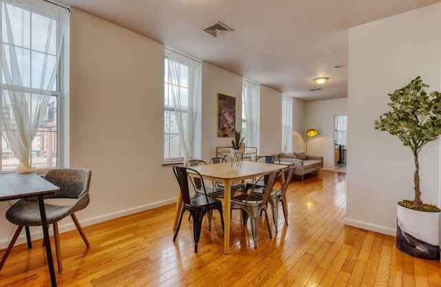 Stairway | 3BR Apt w W/D Ideal for Groups