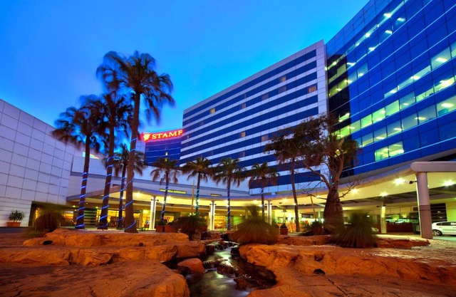 Stamford Plaza Sydney Airport Hotel & Conference Centre