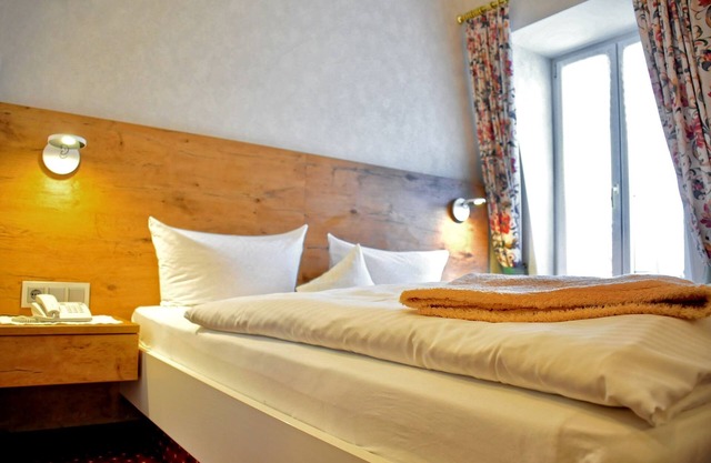 Standard Doppelzimmer mit Dusche/WC