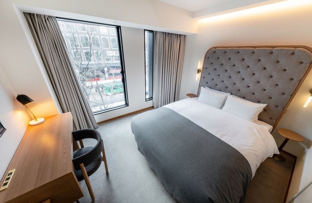 Standard Queen City View Train Street Room Only/Sapporo Hokkaidō