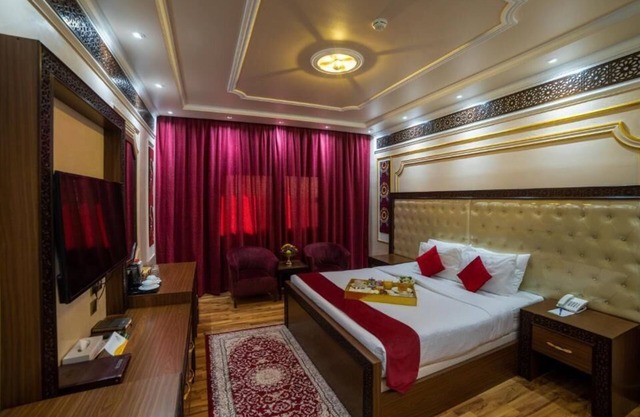 Standard Room Near Grove Village by luxury booking