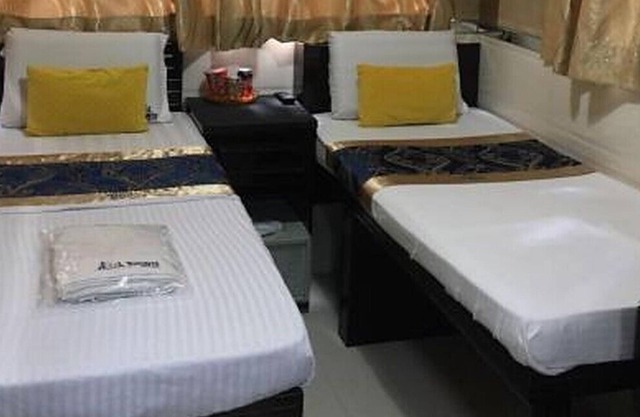 Standard Twin Room 3