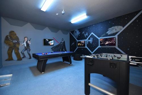 Star Wars Themed Game Room & More-Watersong394OC home