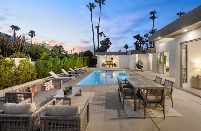 Starlight Sands Villa: Pool+Spa