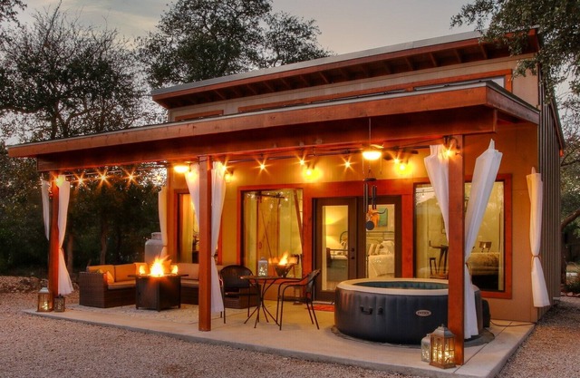 Starry Skies & Seclusion | Tiny Home Getaway For 2