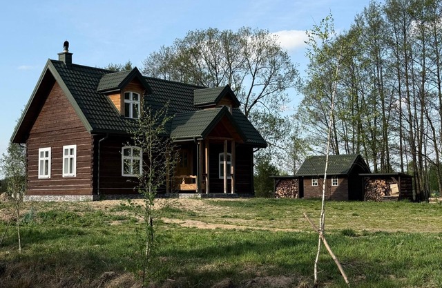 Stary dom w puszczy