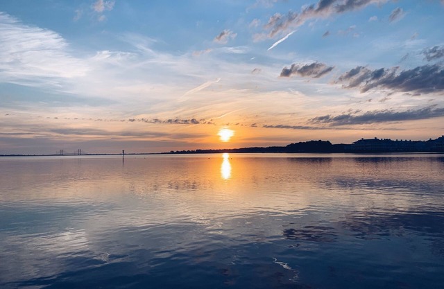 Stay in this 4BR Family Home/4 Private Baths. Great location! Stunning views!