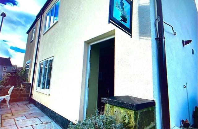 Stay Northside: Luxury Cottage, Log Burner & Pub