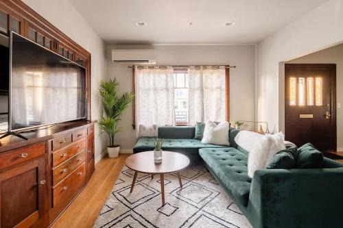 Stay Portland - Well-Preserved Quintessential 1922 Craftsman
