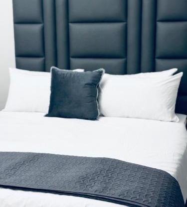Stay-Tiah Whyte Room