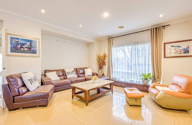 StayAU Family Home Comfort in Caroline Springs