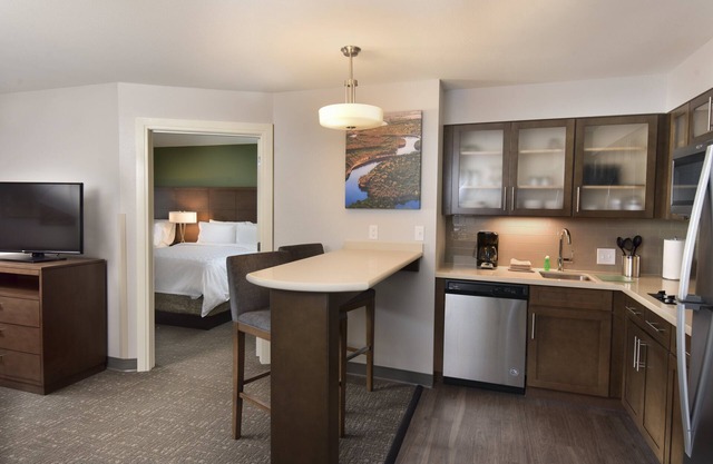 Staybridge Suites Wisconsin Dells - Lake Delton by IHG