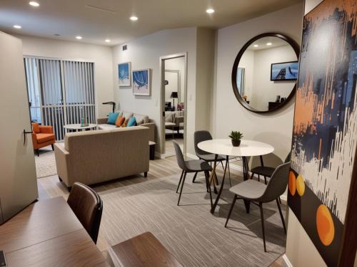 StaysPro - Central Los Angeles Hollywood Homes