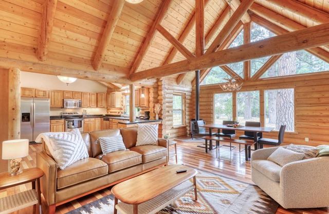 Stellar Riverfront Cabin with Hot Tub, Fireplace, Acreage & Pet-Friendly - Perfect Colorado Getaway