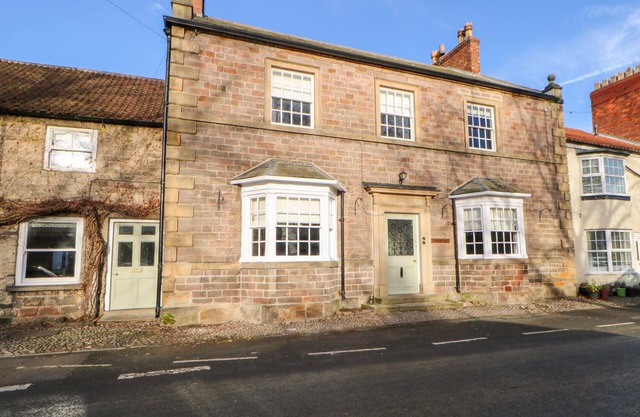 STEPPING STONES, pet friendly in Catterick, North Yorkshire