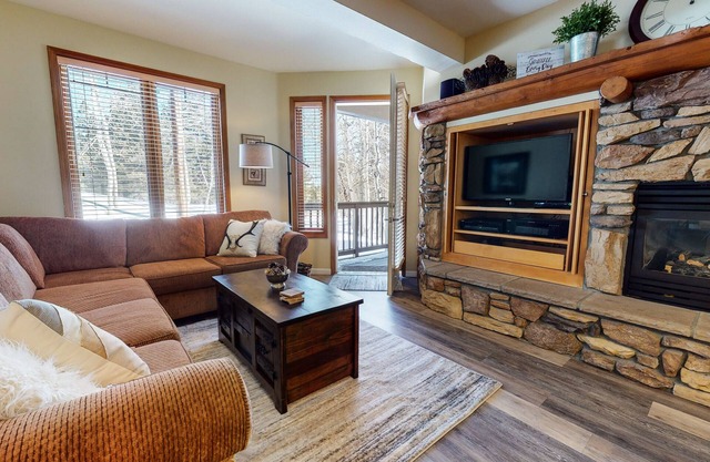 Steps to Eagle Lodge, Garage Parking, Private W/D, Fireplace, Upgraded