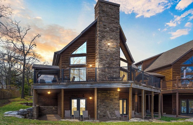 Steps to Lake from Lodge Boat Slip Free Daily Attraction Tickets Ping Pong Table