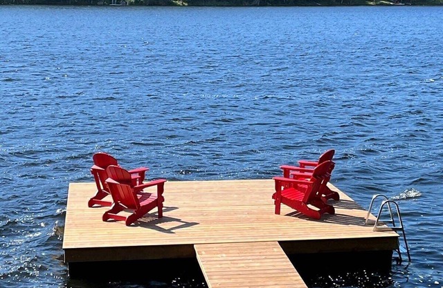 Stillwater Lakehouse on Portage Lake