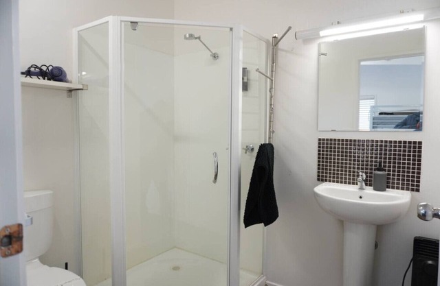 Stirling Apartment 2
