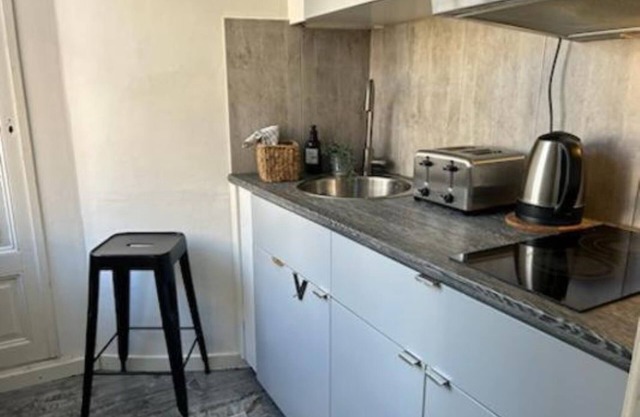Stockholm Loft Haven 3 Beds in a 1- Bedroom Gemn
